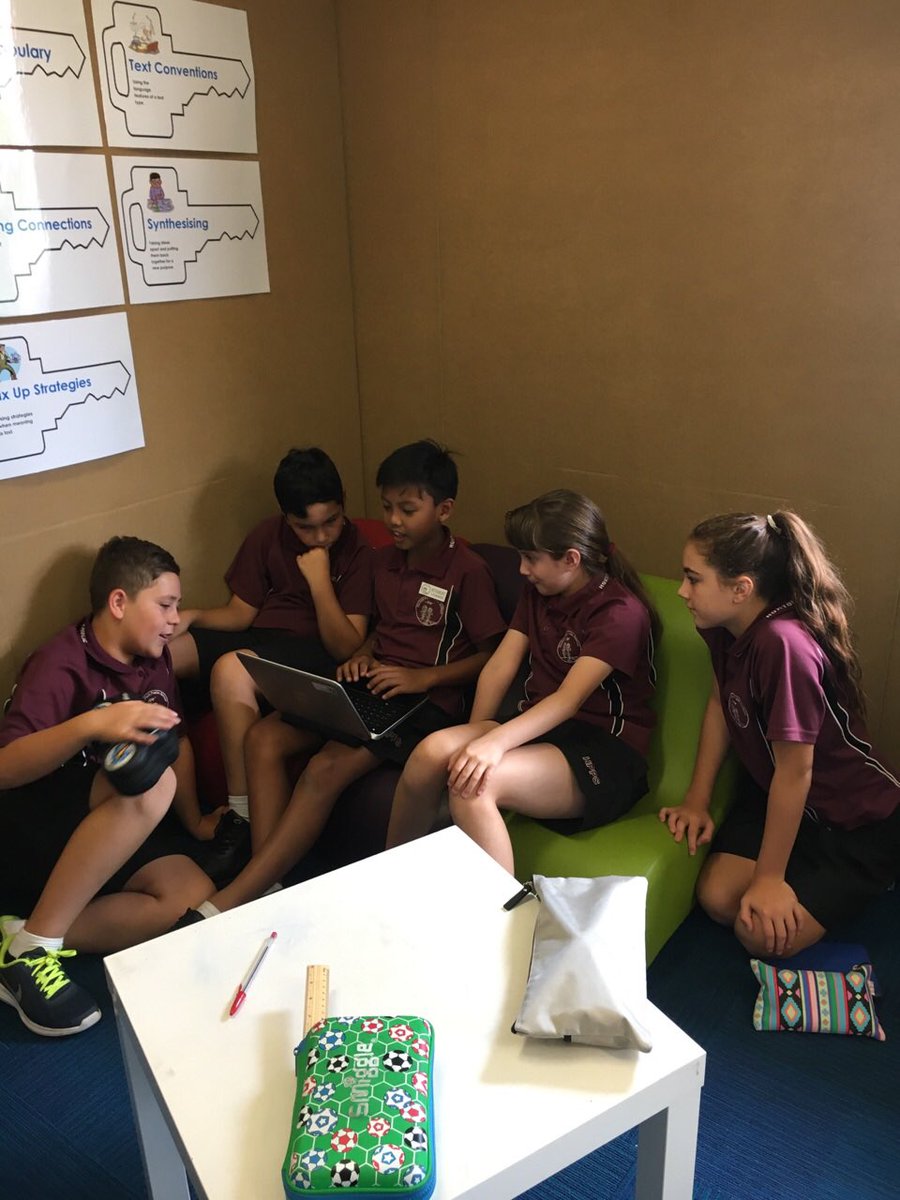 t_jose88's tweet photo. Students collaboratively working on a digital @breakoutEDU. @JeanetteSlatter #hppsdaily https://t.co/UYli3qKA7s