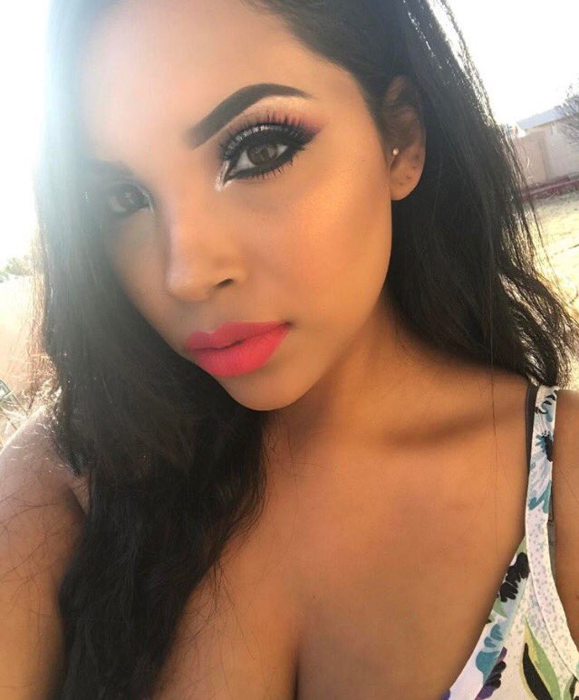 AzulVerde505's tweet photo. FunDay💋 https://t.co/sFwPWJEO8H