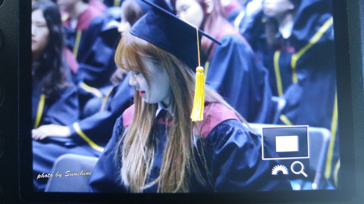 980715com's tweet photo. 170202 졸업식 프리뷰 @officialomzm
시현아 졸업 축하해!
#강시현 #올망졸망 #OMZM https://t.co/8GgfcWLE5D