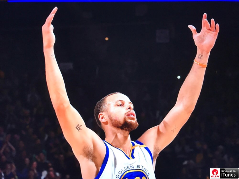 yellfy's tweet photo. #NBA #warriors thank you 😊 for the #Yellfy Y pose, Yellfy will now donate to Animal R... https://t.co/NLQbW9Nu8I https://t.co/E60d6tQGgi