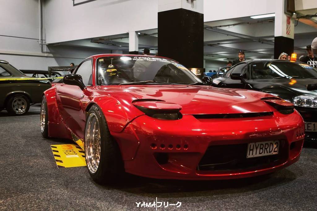 YFuriku's tweet photo. 93' Mazda RX7
#mazda #rx7 #rx #7 #rotary #13b #fd #jdm #red #ocn #nzcsa #rocketbunny #wide… https://t.co/swf36bO6x4 https://t.co/TFFNYiveOb