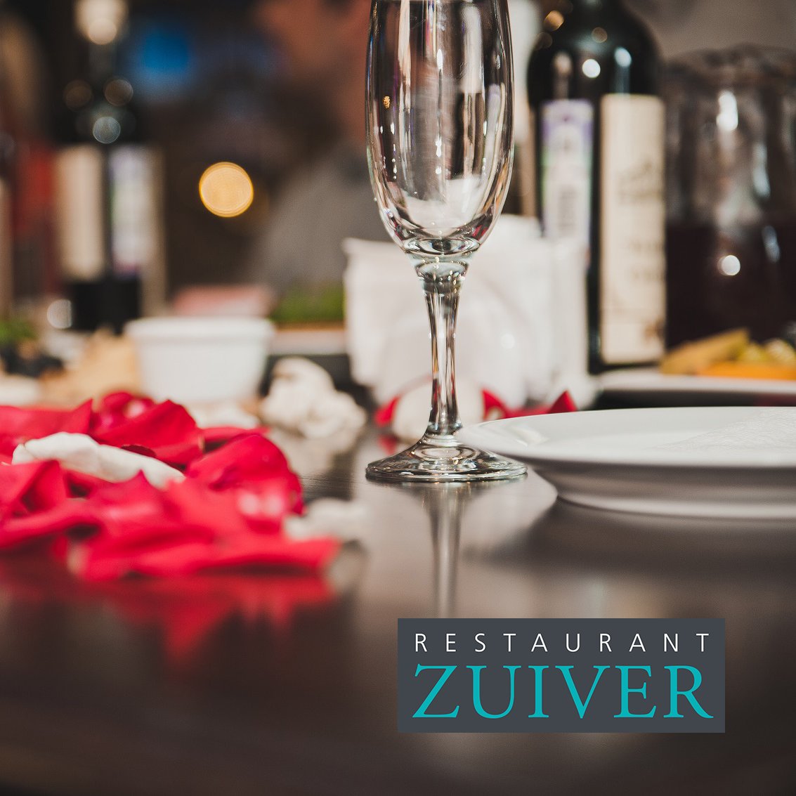 Verras op 11-feb uw geliefde met een #romantisch #diner bij Restaurant Zuiver! Reserveer online een tafel zuivergastvrij.nl/romantisch-val… #Valentijn