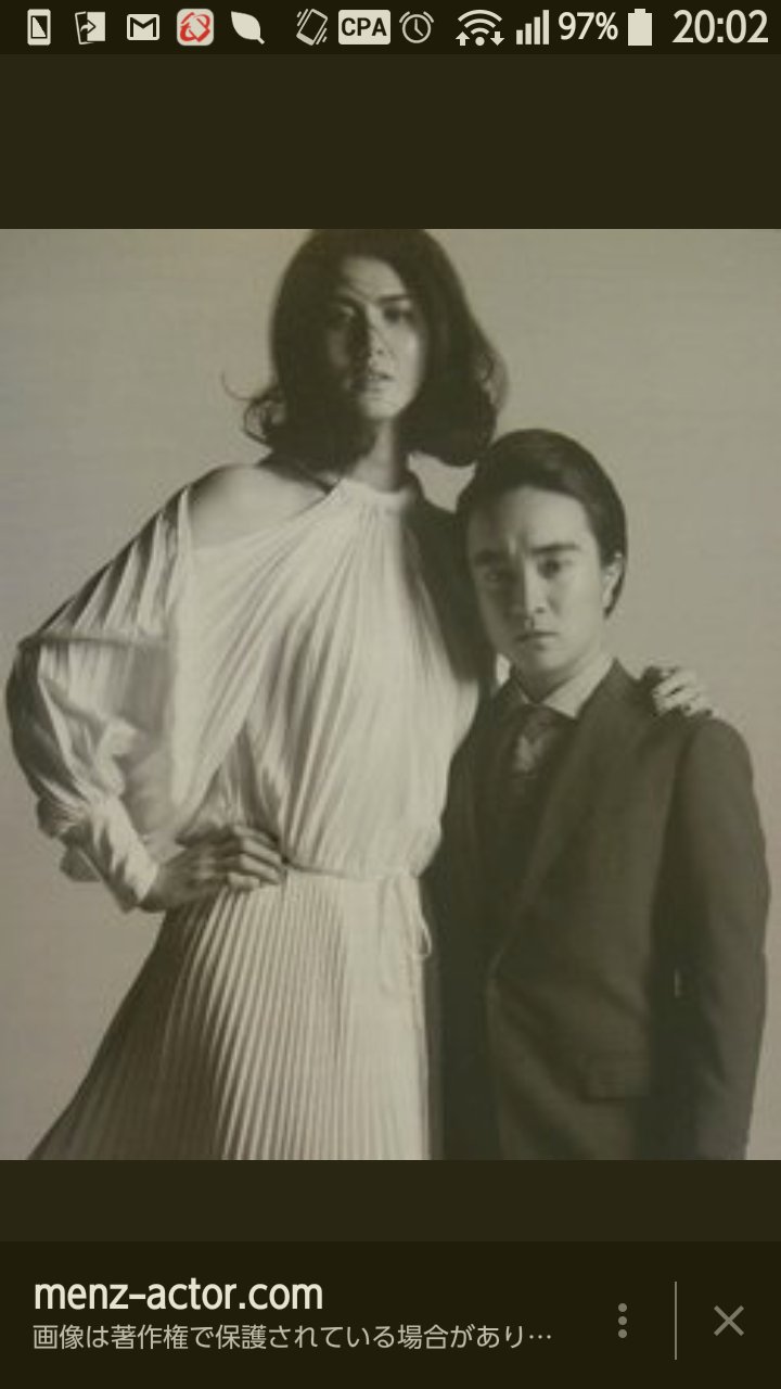 Tak ლ ڡ ლ 濱田岳と小泉深雪夫妻って なんかイイね 奥さん 凄い美人だし٩ ๑ ㅂ ۶ T Co N3p9huf52o Twitter