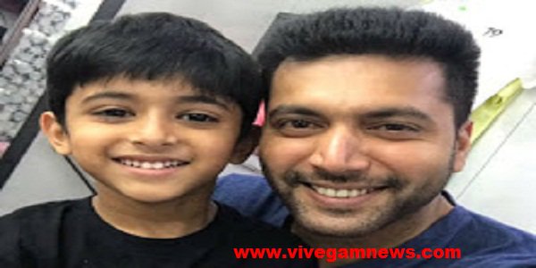 VivegamNews's tweet photo. போட்டியின்னு வந்தால் மகிழ்ச்சியே... ஜெயம் ரவி சொல்றார்...
https://t.co/3yw4JJQd3Z #JayamRavi #BoganFromFeb2 #bogan #kollywood https://t.co/huGg8SbmYL