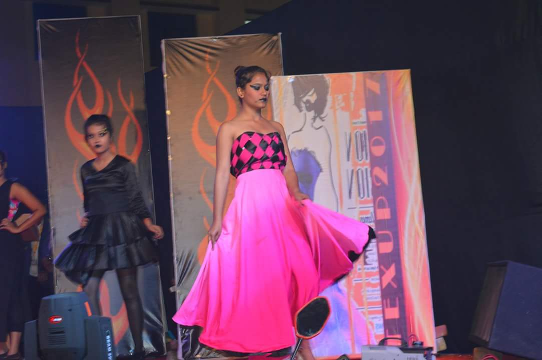 AxisColleges tweet media