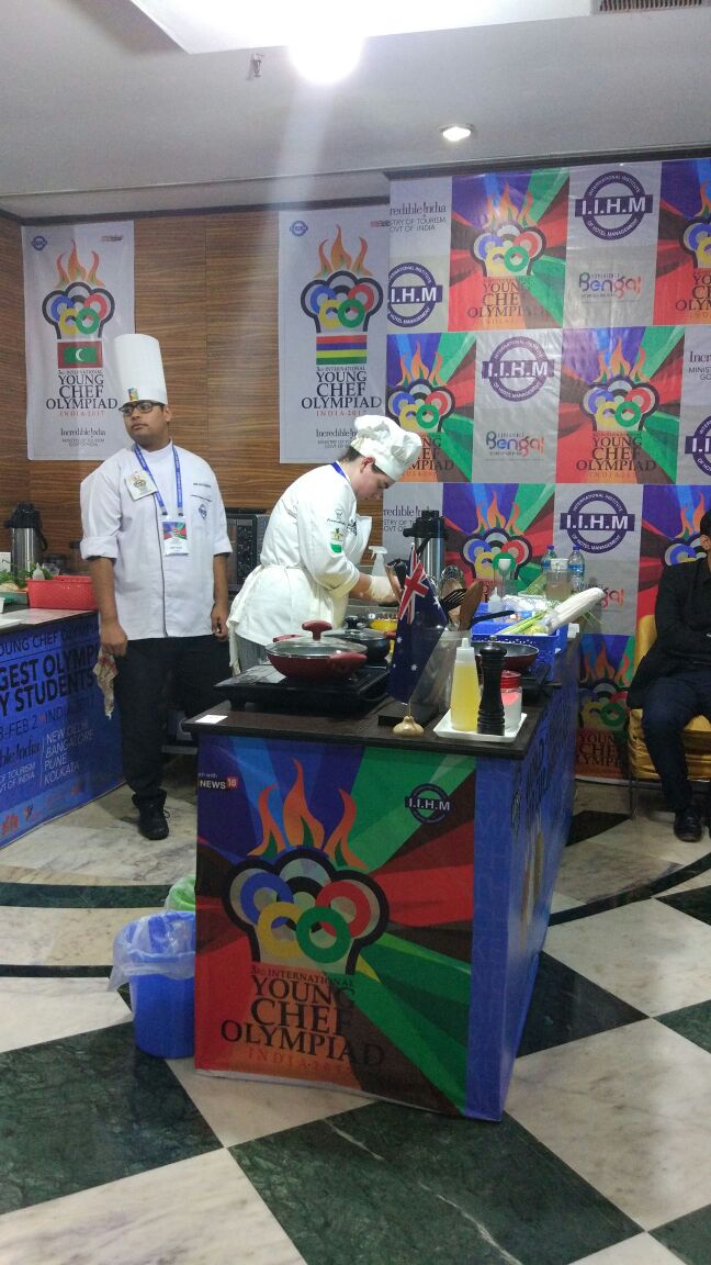 Dharmendra_4198's tweet image. #Australian Participant #EmmaCook in the Venue Gearing up for the contest!