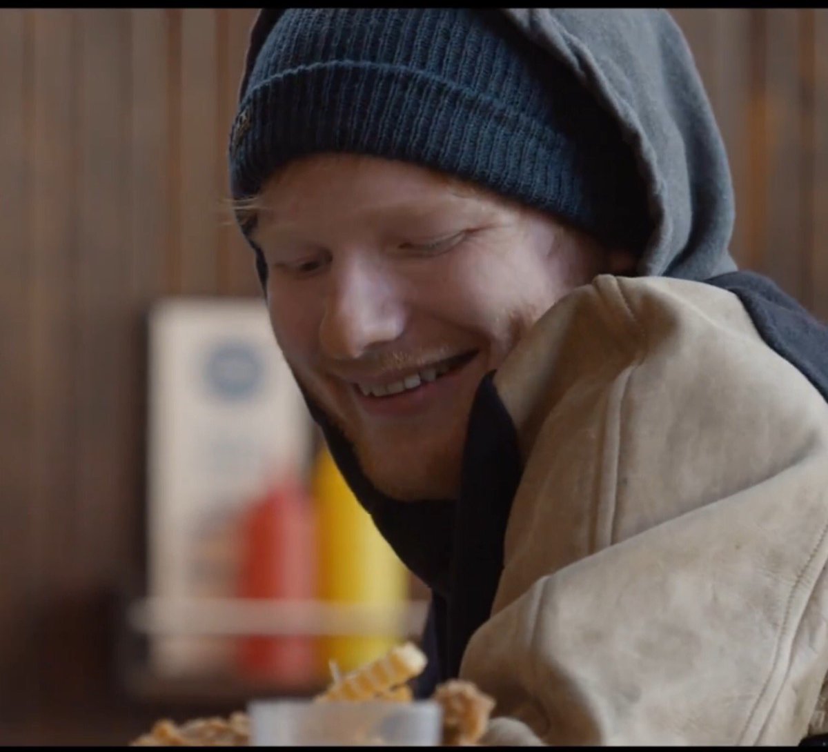 purpleamma1's tweet photo. #ThursdayHeartthrob
Dimpleliciousness!! π»π
#EdBestFans #BestFans2017
#ShapeOfYouMusicVideo πΆβ https://t.co/lmnCMzlc06