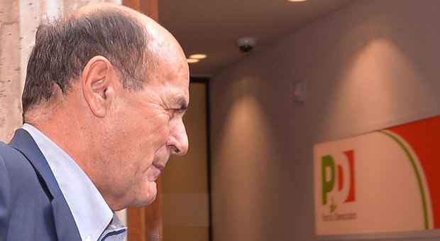 Elezioni, guerra nel #pd. Bersani a Renzi: pronti a rifare l'Ulivo. Napolitano: stop... goo.gl/6Yspm0