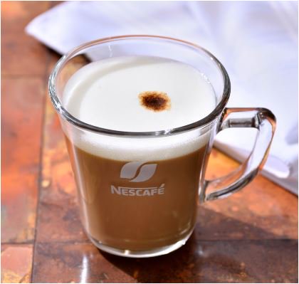 ネスカフェ Nescafe バリスタ アイで作る本格アレンジレシピ 今日は 有名シェフがお勧めするレシピを公開 アプリでコーヒーの量や 水の量を調整するだけなので 簡単にできちゃいますよ T Co Aorh5k8a6d バリスタアイ