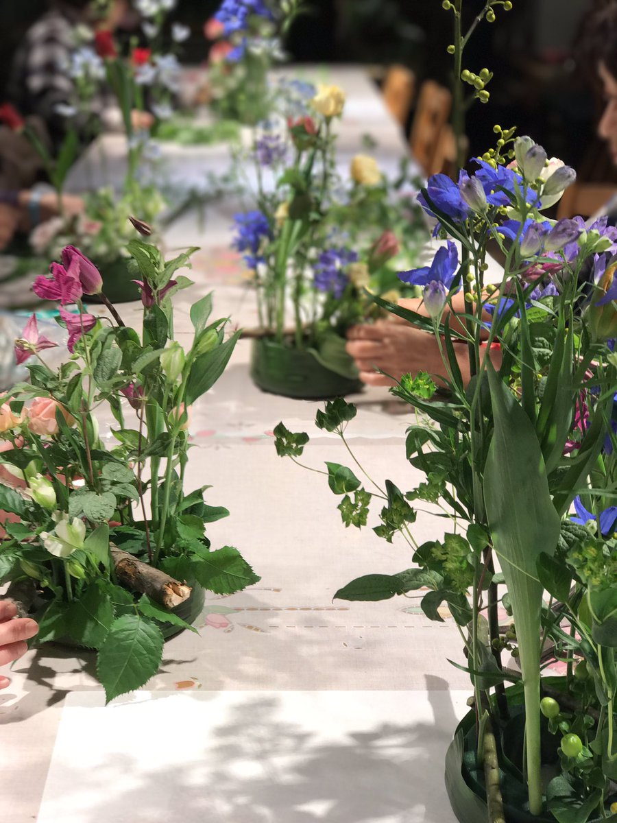 フラワーショップ花絵 昨日のレッスンです ベテランクラス 旭川 花 フラワーショップ花絵 昨日のレッスンです ベテランクラス 旭川 花