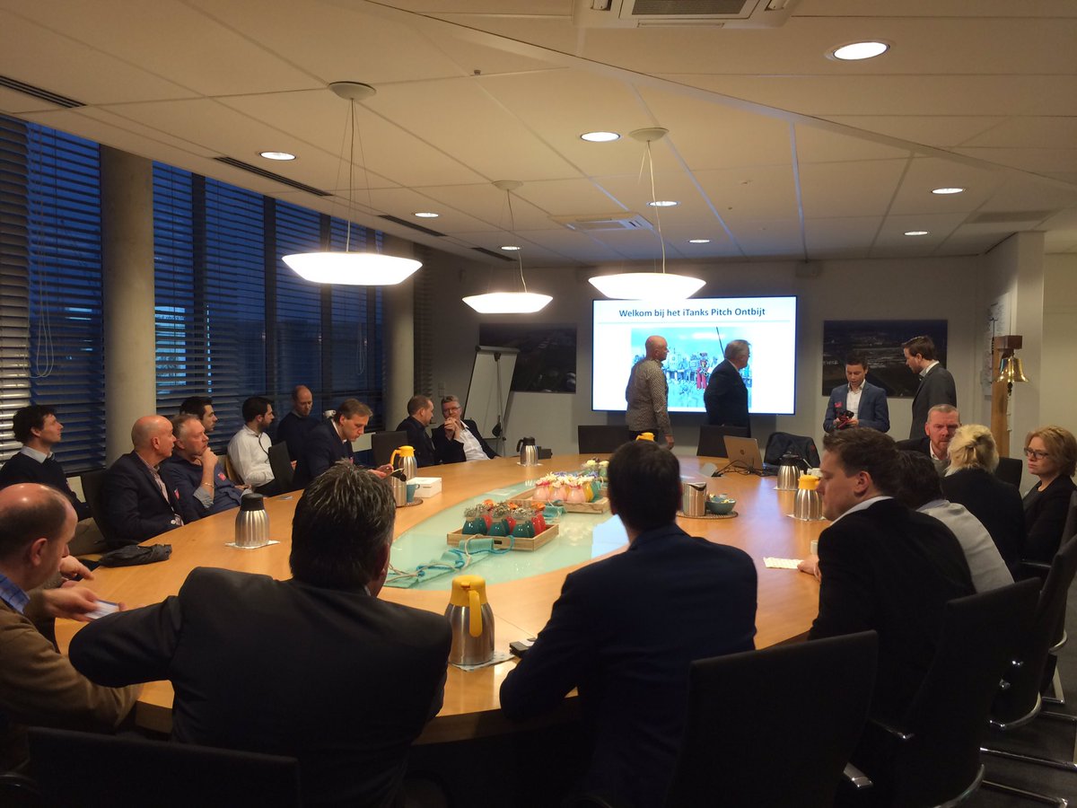 ErikBertholet's tweet photo. #itanksknowledge ontbijt in Delfzijl bij @GroningerHavens in samenwerking met @WindSkillsCom https://t.co/qjAX0syL25