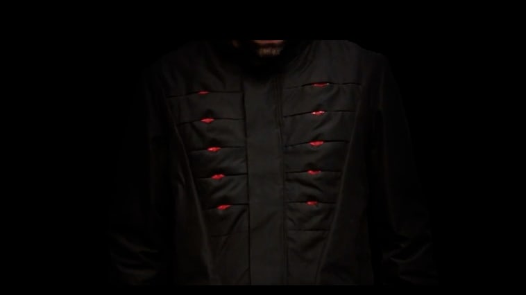 It's alive! Robotic jacket mimics plants to regulate body temperature - newatl.as/2kt0vF0