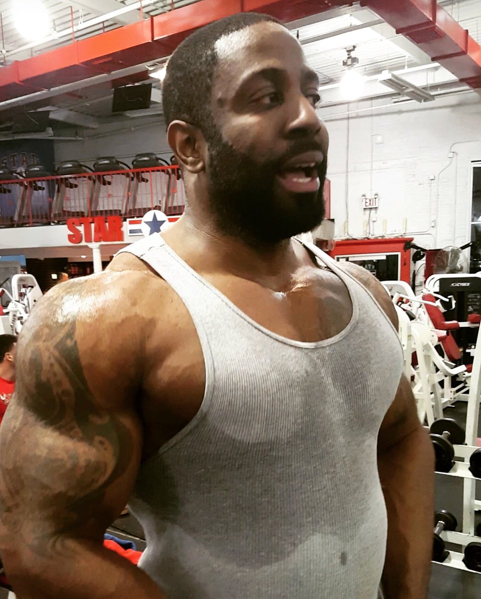 1KAYAROYAL's tweet photo. EXPLAINING PROPER SIDE LATERAL RAISES TECHNIQUE. BE SURE TO SUBSCRIBE TO MY YOUTUBE CHANNEL
 https://t.co/8PKVRasgIY
#GYM #MUSCLE #GAINS https://t.co/hHz9LVqZ9t