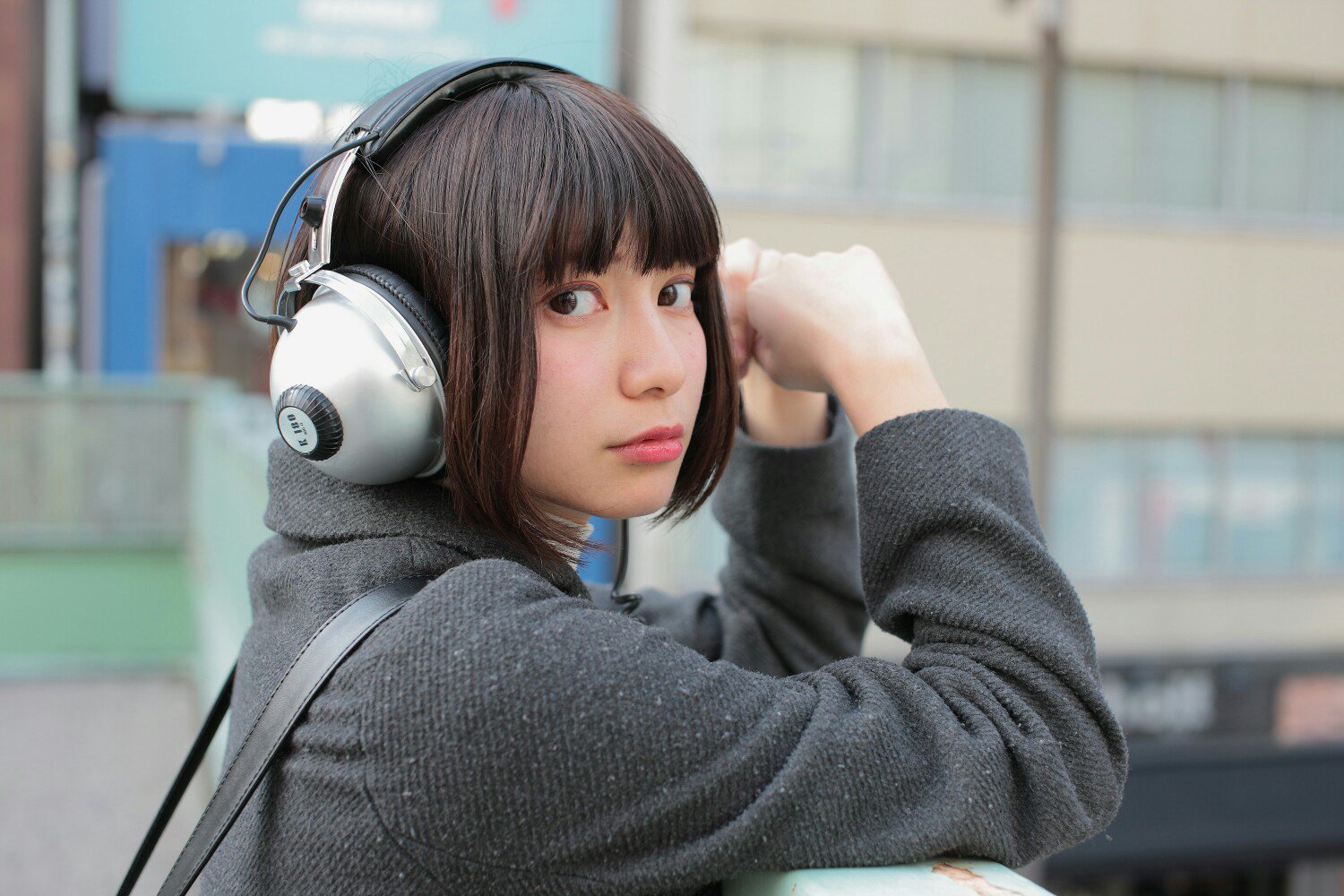 にゅま 秋例ぬ23a Levendis317 昔のヘッドフォン はこんな感じです 無骨だったり未来的なレトロフューチャーだったりアンティークな感じだったりダサかっこよかったり面白いです T Co Fzcptcspi1 Twitter