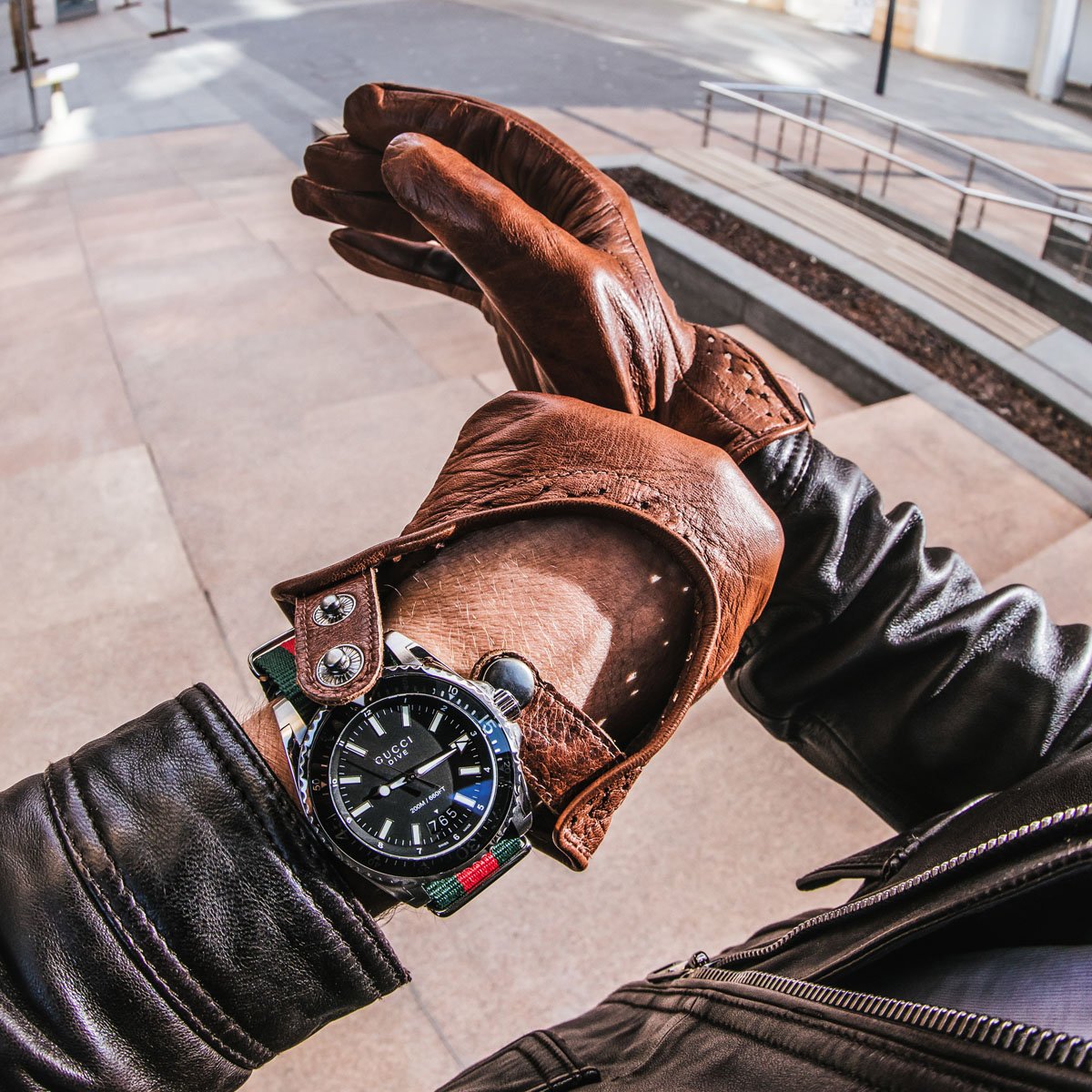 TimeCenterJo's tweet photo. Catch me if you can and I’ll love you forever. #Gucci #ItsTimeForLove #TimeCenterJO https://t.co/tK47Jbu8IN