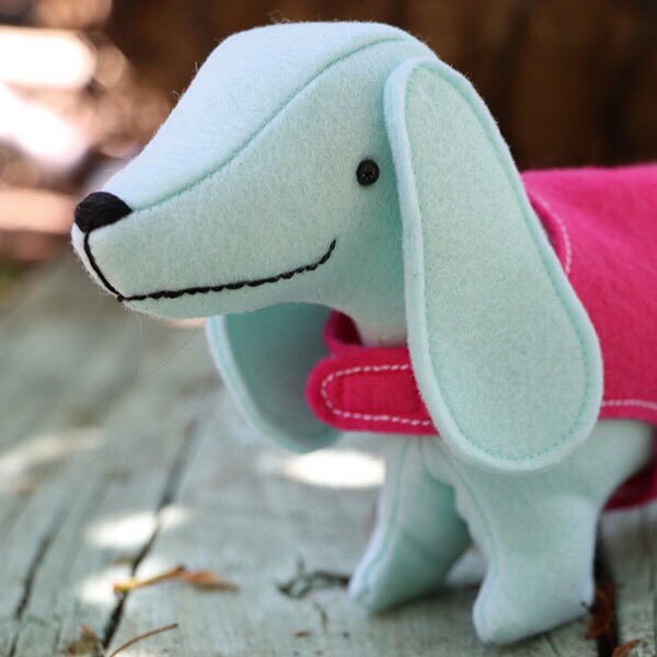 silverpebble's tweet photo. This goes on sale today

50 h'made projects

£5 from each copy to @comicrelief 

In branches of Sainsbury's

#molliecrafternoon @molliemakes https://t.co/c5zmJqg364