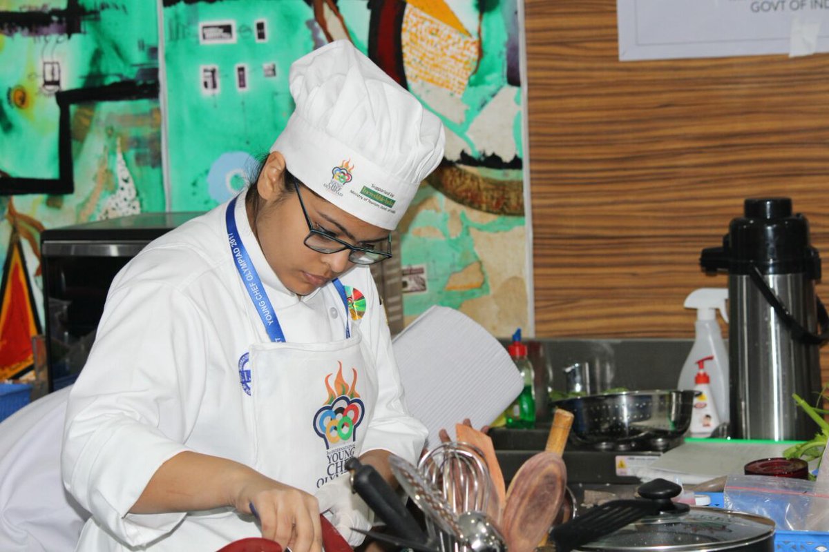 Aman_IIHMKol's tweet image. It's time to set @ycolympiad stage on fire, as the contestants are ready to battle @pujamishra0911 #emmacook
@IIHMHOTELSCHOOL @subornobose