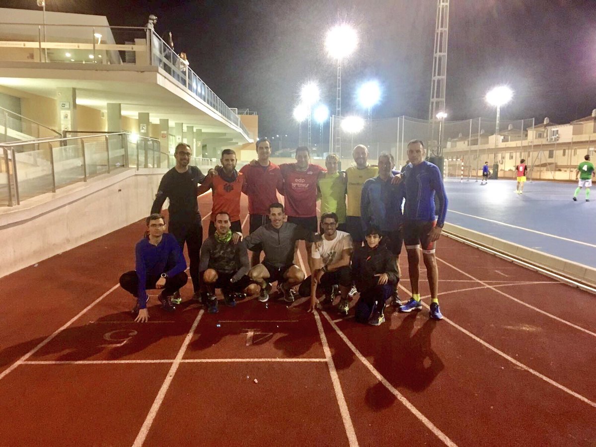 Buen día de entrenamiento del equipo de #Triatlón Simón Verde-DOC 2001 🏊🚴🏃