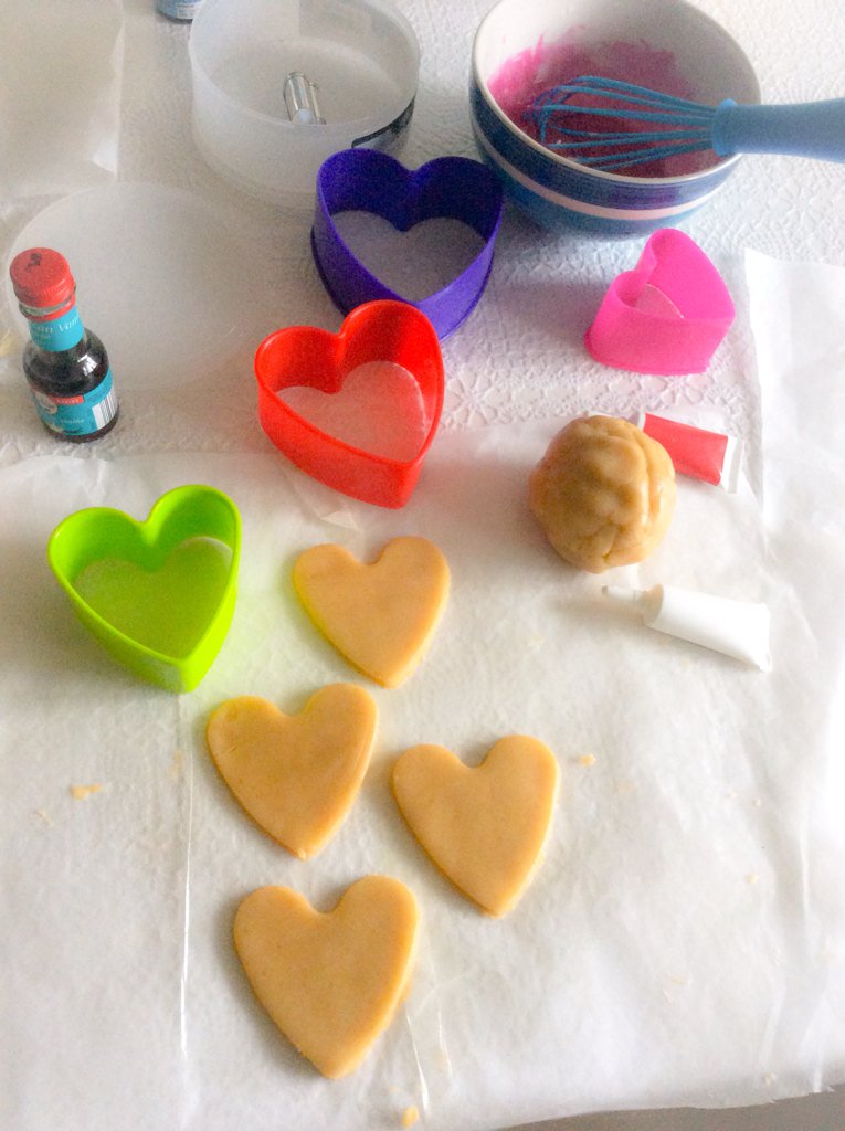 yayicakesdesign's tweet photo. Welcome february https://t.co/oizELW0h4Z