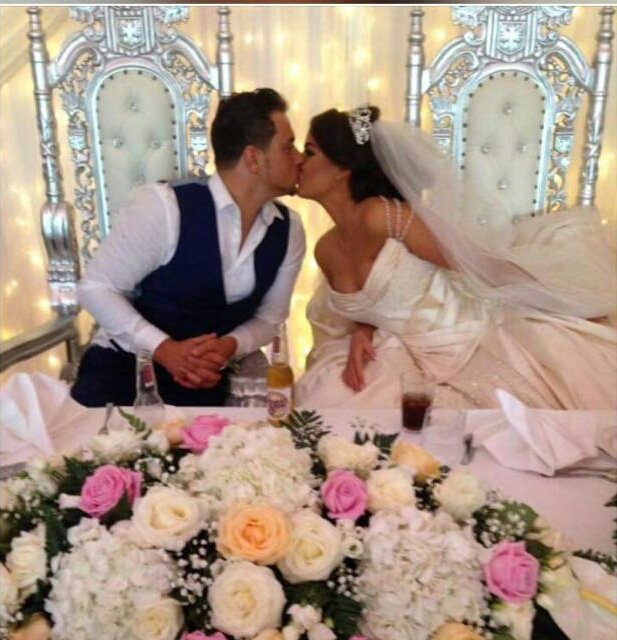 BlessingbyBle's tweet photo. Hire our wedding thrones/sofa today!
#flowerwall #flowerarch
#Weddingthrones #loveseats #weddingsofa #weddingchaise #lovestage https://t.co/hSBcOz1Tt3