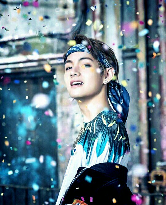 krizza_portun's tweet image. YOU NEVER WALK ALONE CONCEPT PHOTOS 1
#TAEHYUNG #EDITED #NIGHTVERSION 💖