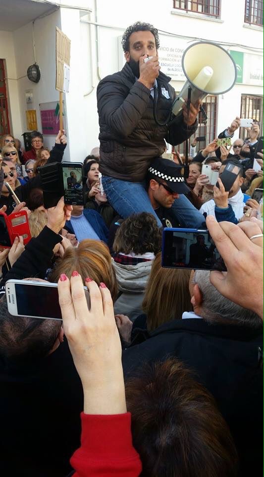 Mi primo <a href="/spiriman/">Norman Bheki Spiriti</a> en <a href="/EspejoPublico/">Espejo Público</a> Yo quiero que Susan Grisso me suba a hombros