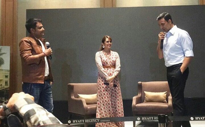 MumbaiAkkians's tweet photo. @akshaykumar &amp; @humasqureshi
 Press Conference for #JollyLLB2 in #Ahmedabad #HyaatRegency @foxstarhindi @subkapoor 
#8DaysToJollyLLB2 https://t.co/YbPwROLLRw