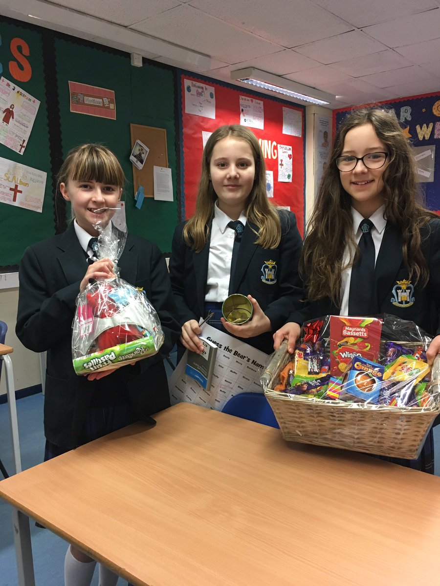 SMCHS_House's tweet photo. Well done to the girls in Bernadette House fundraising for @Bens_Wish @StMarysCHS https://t.co/9QcMHrkPf1