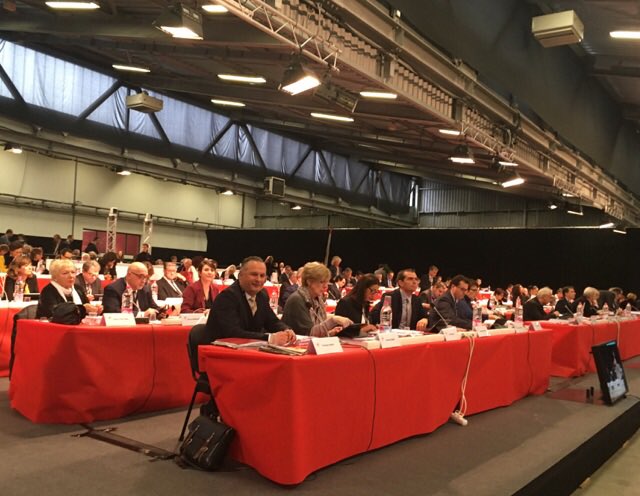 GroupeSCO's tweet photo. [#DirectOccitanie] Ouverture de séance par @CaroleDelga : retour sur 2016 et #CapSur2017 #Occitanie #Budget2017 https://t.co/PrDTlrvBNU