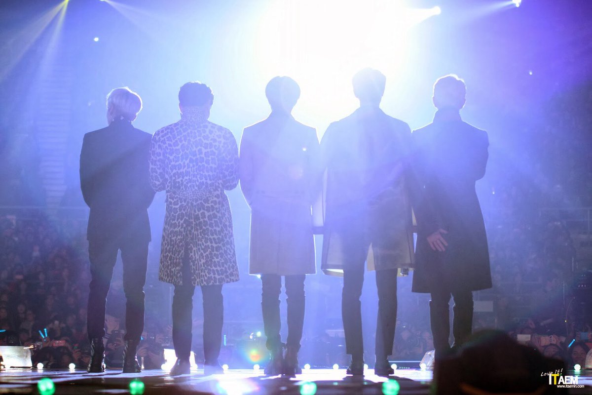 pics_onew's tweet photo. #SHINee #onew #jonghyun #key #minho #taemin I love SHINee. https://t.co/mv0WjTd0Ov