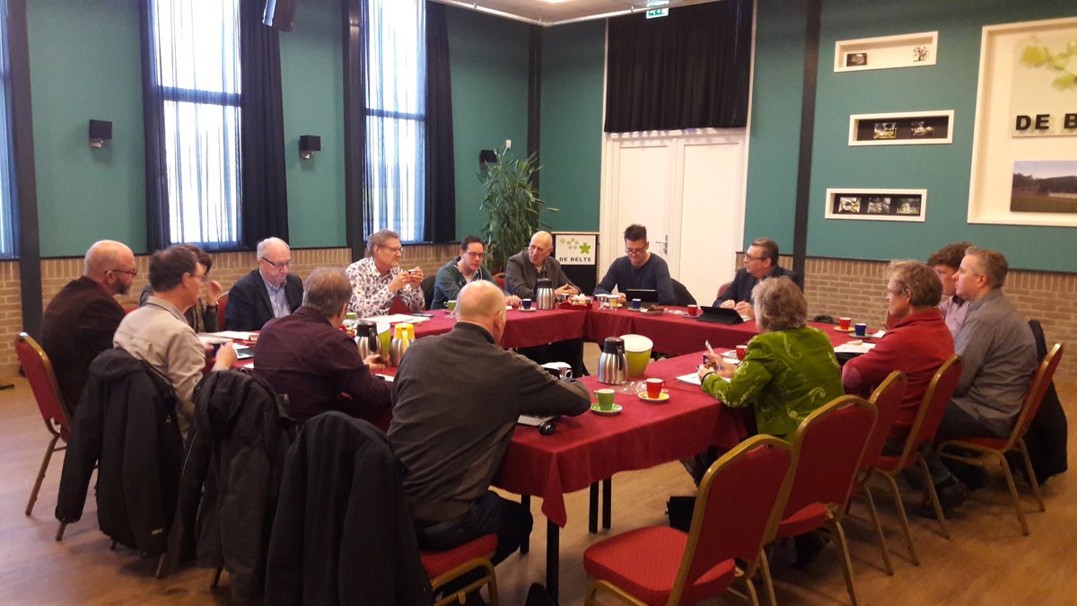 GinyHoogeslag's tweet photo. Landelijk overleg dorpshuizen.nl te gast in Overijssel #DeBelte #NieuwHeeten https://t.co/2hweY4zndG