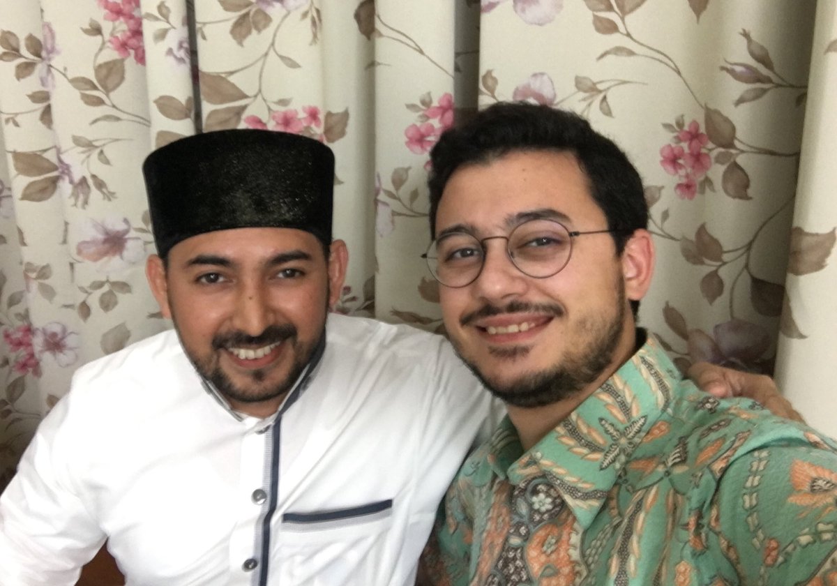 MostafaAtef's tweet photo. مع الشيخ الحبيب صاحب الهمة العالية والقلب الجميل الشيخ أحمد الحبشي 
with my beloved Shaykh @ustad_alhabsyi https://t.co/otXnO8F1AR