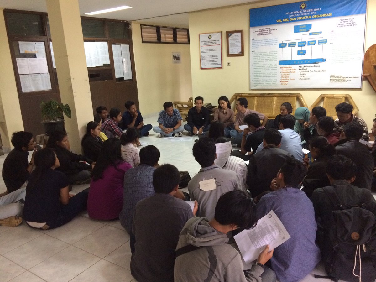 Selamat sore engineeers 🎉 sore ini berlangsung rapat koordinasi Kunjungan Industri Jurusan Teknik Sipil 2017