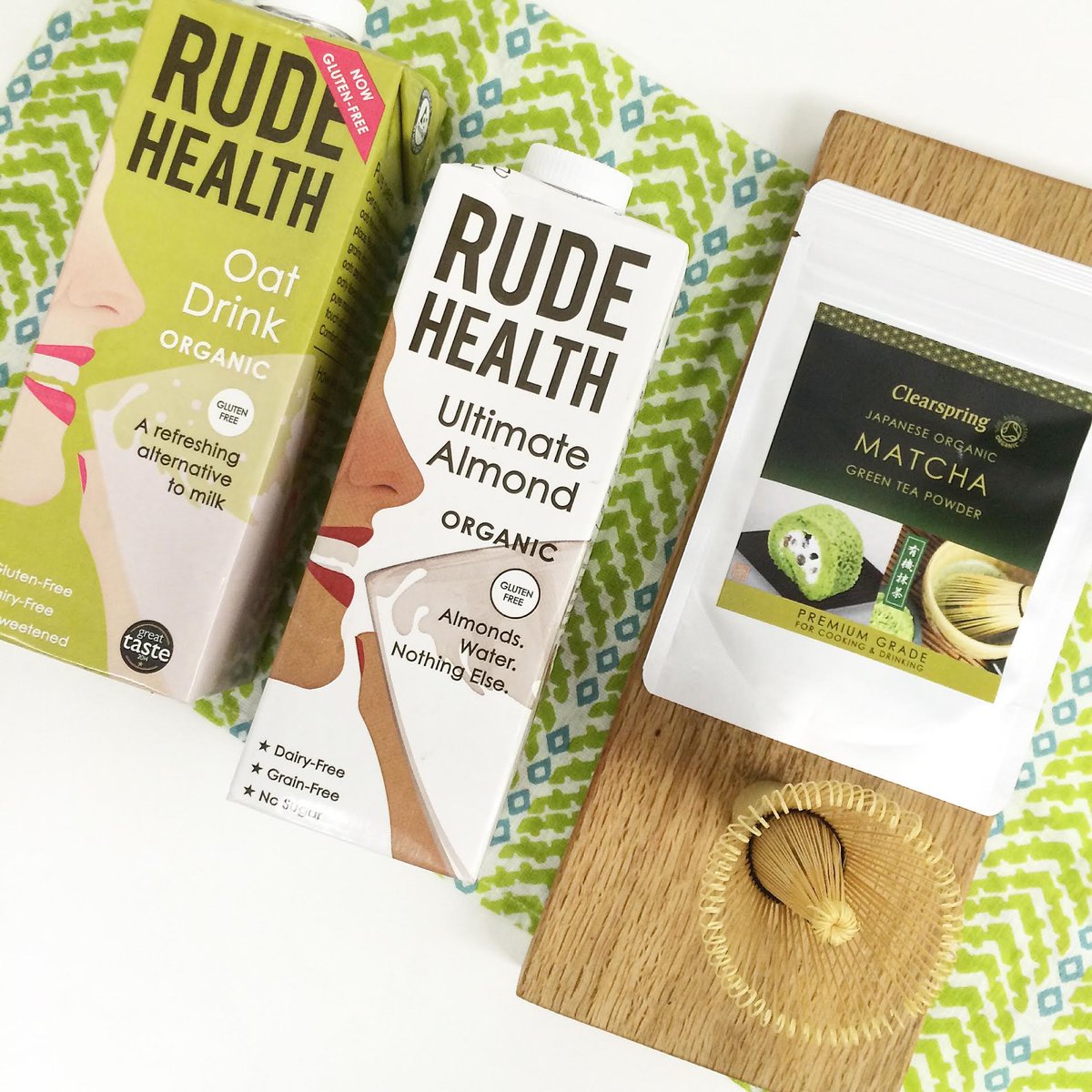 planetorganicuk's tweet photo. #WIN Matcha Kit inc @rudehealth drinks &amp; @ClearspringUK matcha powder. Simply Follow &amp; RT. Ends midnight 5.2.17. UK only. https://t.co/WuTkdQTACD