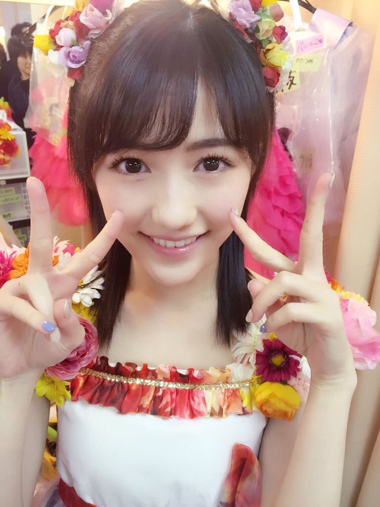 神かかしwithシスターアメリ Sur Twitter 左を激美しいツインテール 右を激可愛いツインテール と定義します ツインテールの日 まゆゆ 渡辺麻友 Mayuyu