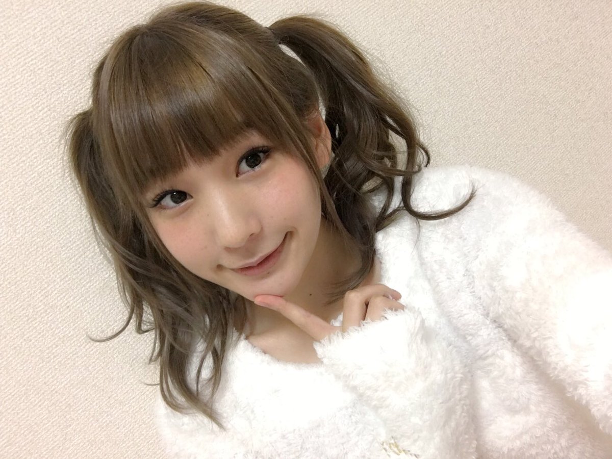 Kanako_tktk's tweet photo. 今日はツインテールの日だったか！！！あわわ！！！フォルダで眠ってる去年のやつ放出しよ！！！
#ツインテールの日 https://t.co/1FyEIkg6MT