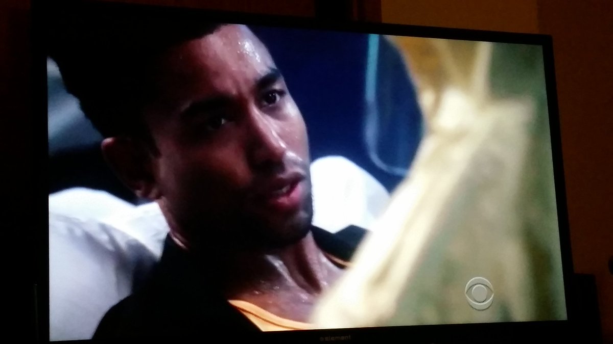 devinbarton31's tweet photo. @tswilliamsoniii dude amazing job on code black. And amazing job on the fosters!!! Your the shit https://t.co/eHRPCgkyUL