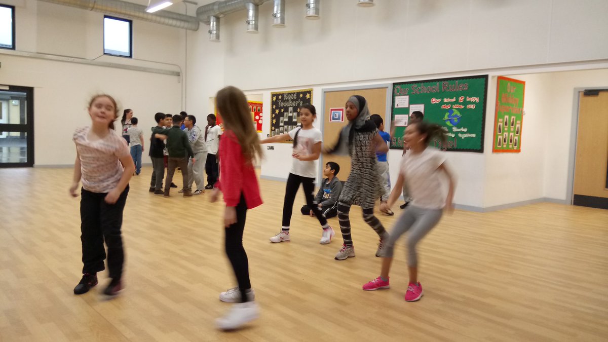 mrAndrewsY3pl's tweet photo. #Y6Diamond are loving preparing for the @RubiconDance #move #dance #runninrunnin https://t.co/ObvM80AnmJ