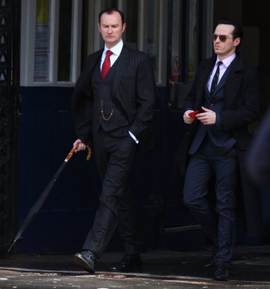tick_tock_Jim's tweet photo. #Moriarty #Holms #Morcroft 
Итог встречи: Майкрофт - занудная, бестолковая рептилия, я - заноза в *опе всего социума. Неплохо😎 https://t.co/PxOYDcX0mS