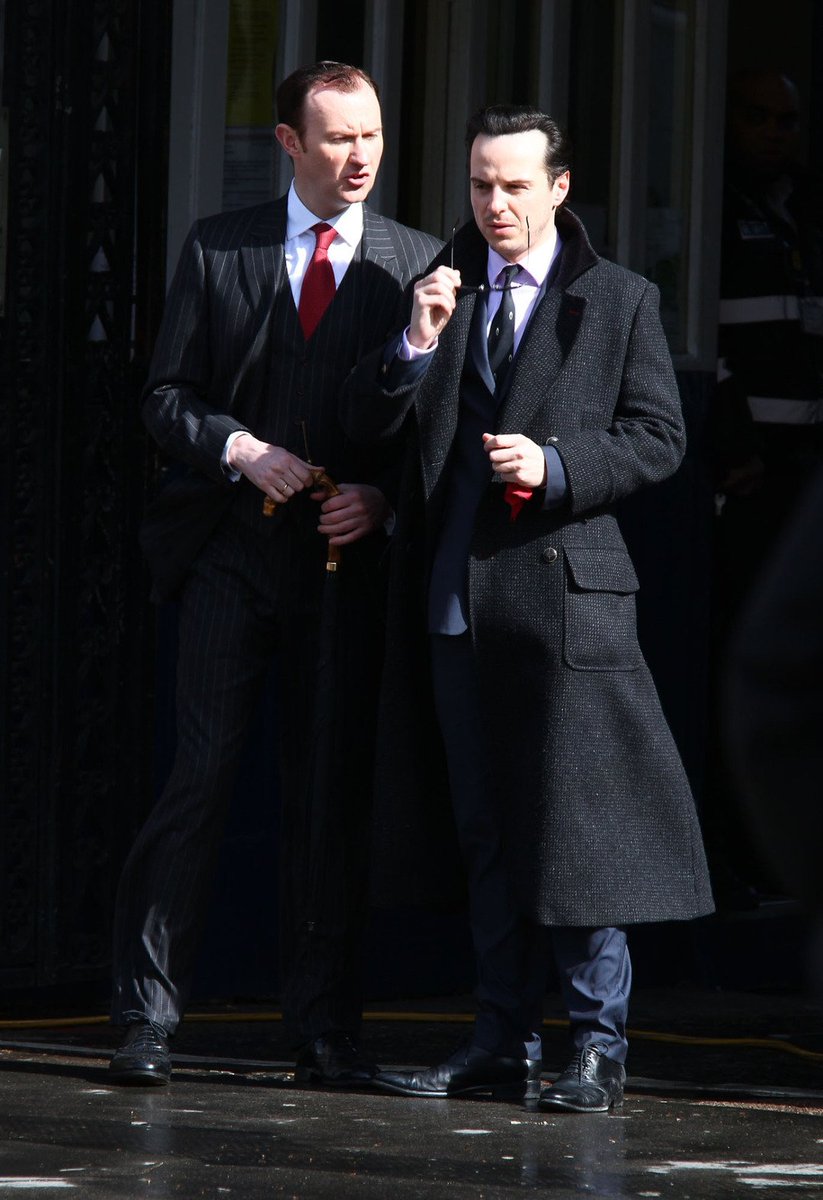tick_tock_Jim's tweet photo. #Moriarty #Holms #Morcroft 
Итог встречи: Майкрофт - занудная, бестолковая рептилия, я - заноза в *опе всего социума. Неплохо😎 https://t.co/PxOYDcX0mS