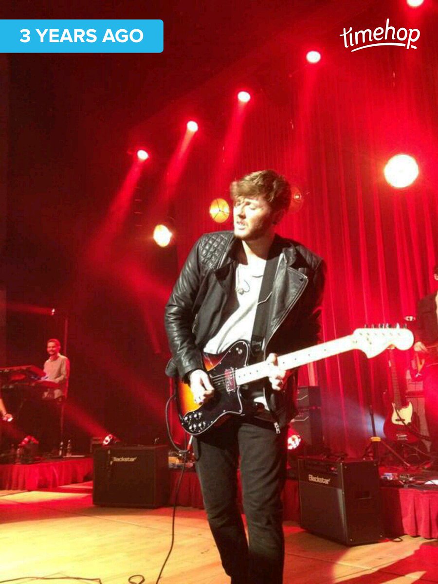 Rizzo_44's tweet photo. 3 years since the amazing @JamesArthur23 rocked the waterfront in Belfast 💙💙  where has the time gone #FrontRowBaby #ICried #LOVE https://t.co/3RbiRNKMi0