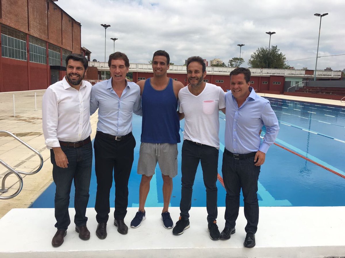 <a href="/Martin_Naidich/">Martin Naidich</a> nadador olímpico que participó en #Rio2016, entrenó hoy en la pileta del #ParqueSarmiento <a href="/DeportesBA/">Deportes BA</a> #VamosBuenosAires