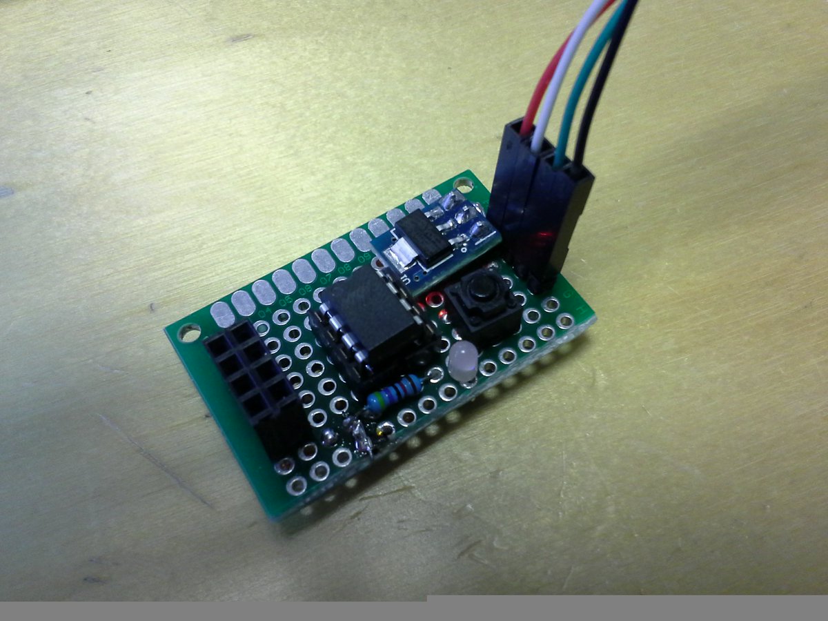 n00dles101's tweet photo. built a Catweazle Mini, ARM Dev board..
https://t.co/1sV9OsW6j7
#lpc810 #arm #cortexm0 https://t.co/MbSd6ROzjA