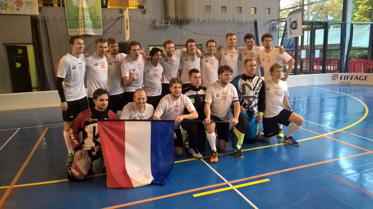 This weekend we have 3 matches in Switzerland!!, fri UHC Jump Dübendorf, Sa Lichtenstein, Sun Zug United #floorball #teamNED