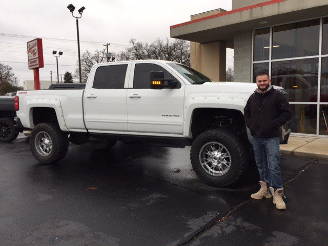 LochmandyMotors's tweet image. Congratulations to Scott Eby on the purchase of his 2015 #Chevy2500 Diesel 4x4 from Greg Baker and Lochmandy Savings Place. Thanks!