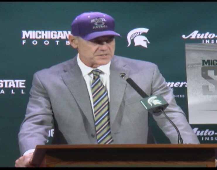 #wearepioneers! <a href="/DantonioMark/">Mark Dantonio</a> look great in Purple/White!! <a href="/MSU_Football/">Michigan State Football</a> <a href="/_antjuan_/">Antjuan Simmons</a> <a href="/AAPioneerSports/">AA Pioneer Athletics</a> @PurpleGang3