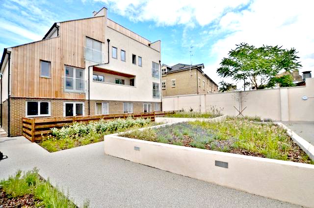 Cjdelemere's tweet photo. TODAYS NEWS. NEW BLOCK MANAGEMENT INSTRUCTION. SEE THE ARTICLE HERE: https://t.co/NKcR2EMKAb #property #flats #London #companyoftheyear https://t.co/HiykuVRyGq