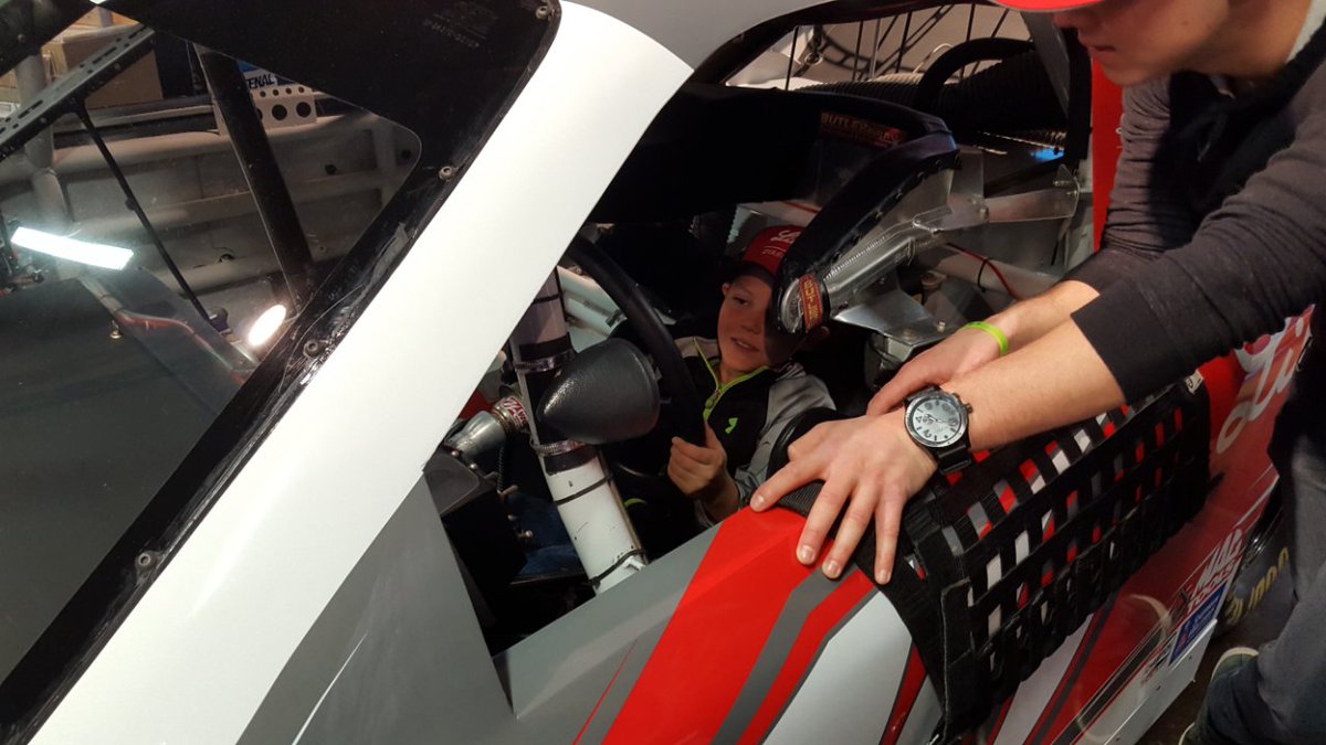 BeyondType1's tweet photo. UPDATE on #AnswersForJack - treatment is ongoing, but Jack got to meet @driverRyanReed!! Happy to see those smiling faces! #T1D https://t.co/R4YCGq0pYt