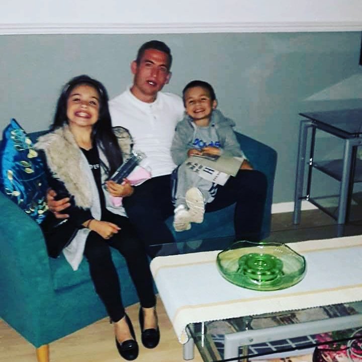 Karlyakehurst8's tweet photo. My world ❤ https://t.co/tu37sJD8oL