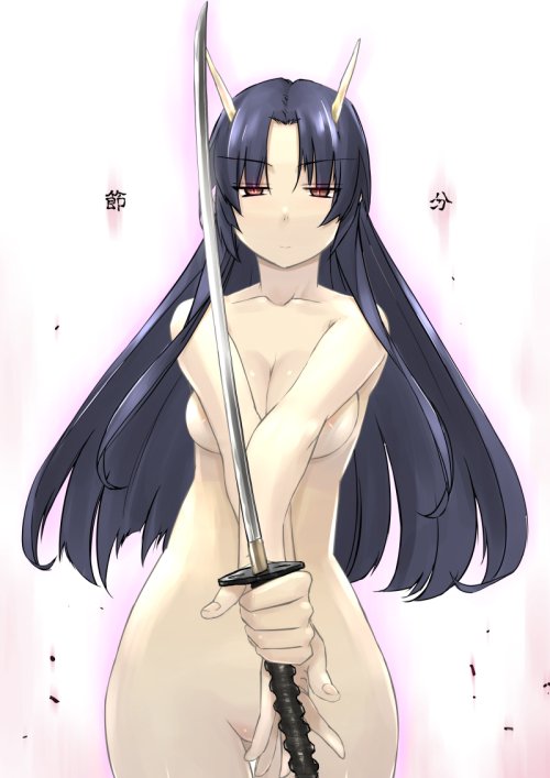 【節分絵】明日は節分。個人的事情でハロウィンはスルーしても節分は忘れないので、毎度のを。今回は和やかな雰囲気を出すために背景を少しピンクっぽくしてみました。そして、風邪が治らずだるいのでもう寝ます。ふぁ 